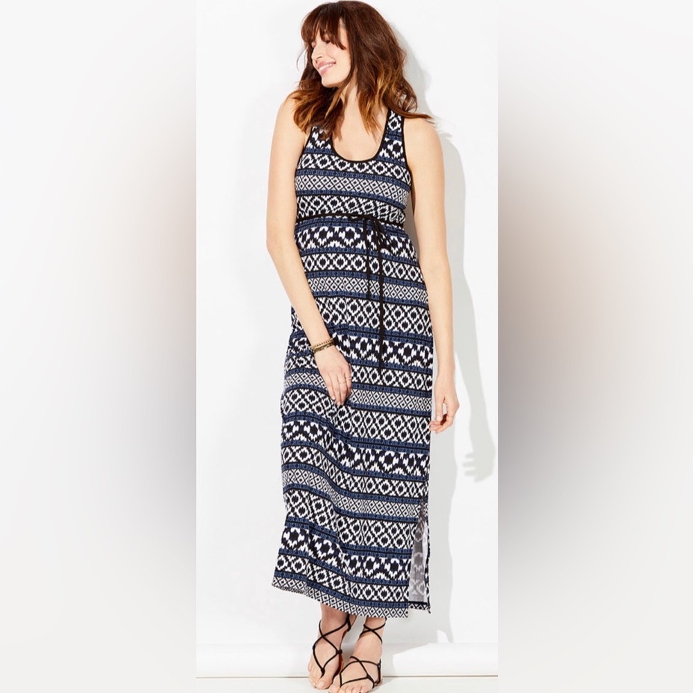 NWOT Thyme Maternity Maxi Dress, Geometric Blue/White